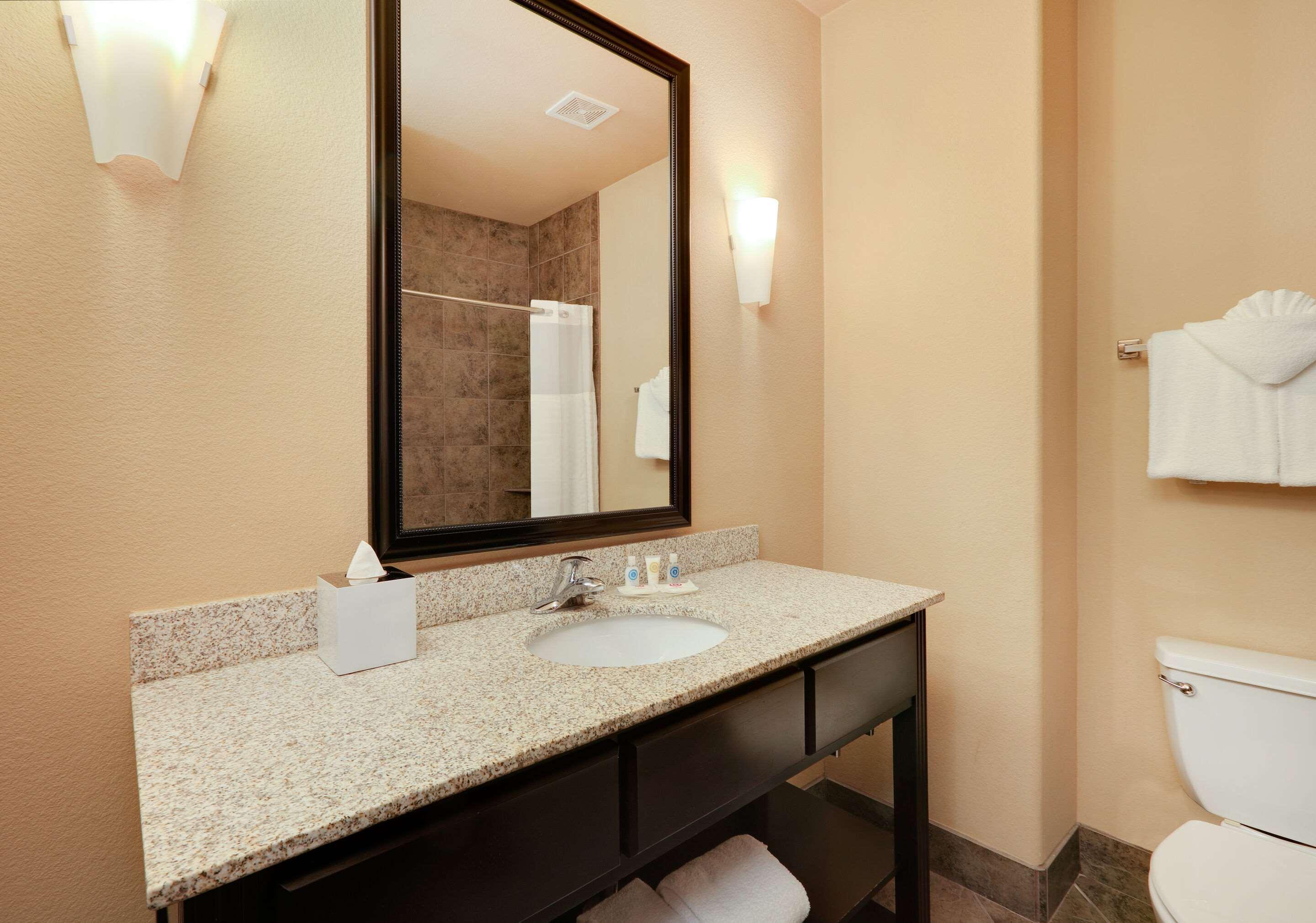 Comfort Suites Arlington - Entertainment District Exteriér fotografie